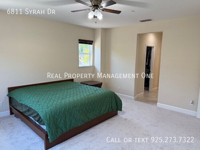 Building Photo - 6811 Syrah Dr