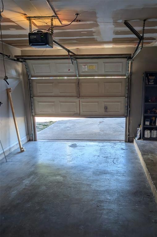 Building Photo - 1201 Doreen Ct