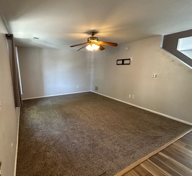 Building Photo - 10116 Fairfax Ct