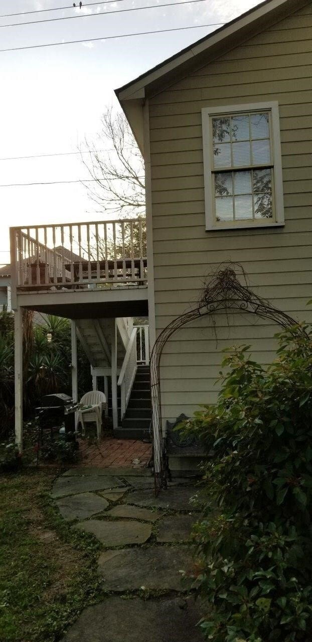 Building Photo - 614 1/2 Rutland St