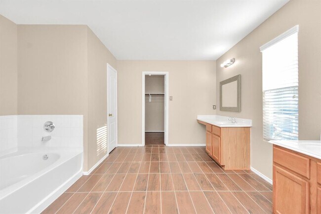 Building Photo - 5114 Blossombury Ct