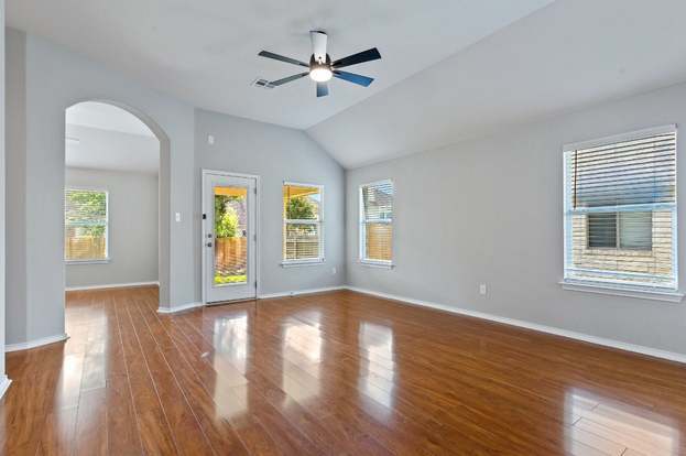 Building Photo - 20725 Mead Bend