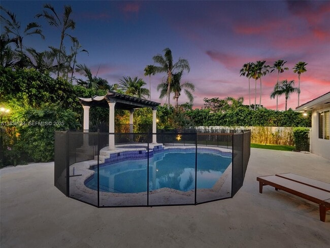 Building Photo - 12401 SW 77th St