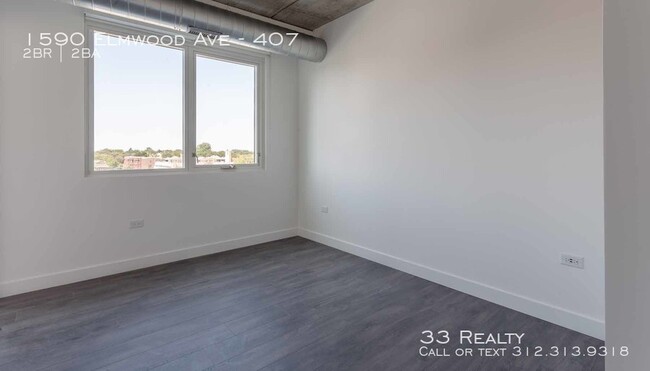 Building Photo - Centrum Evanston - Luxury 2 Bedroom 2 Bath