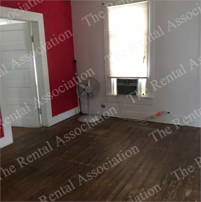 Building Photo - 214 S Bonner St