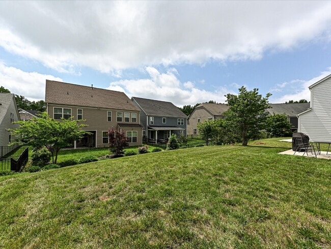 Building Photo - 724 Garrett Green Way
