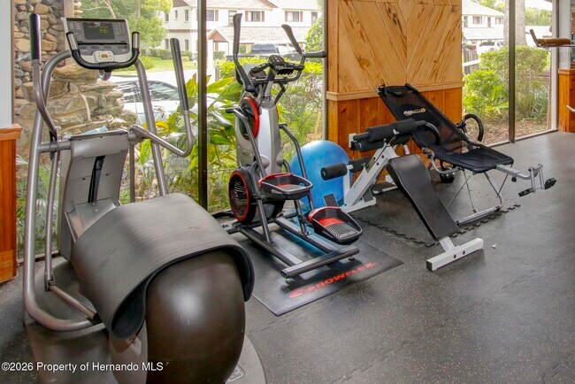 Building Photo - 6403 River Lodge Ln