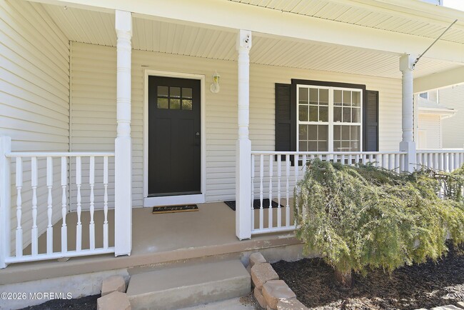 Building Photo - 821 Bunnell St