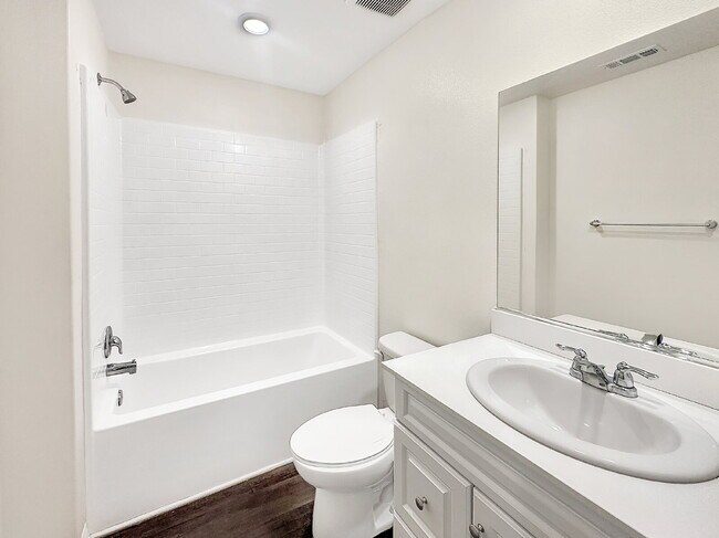 Building Photo - Modern 3-Bedroom Home in Vista Canyon – Prime Canyon Country Location Near the Vista Canyon Multi...