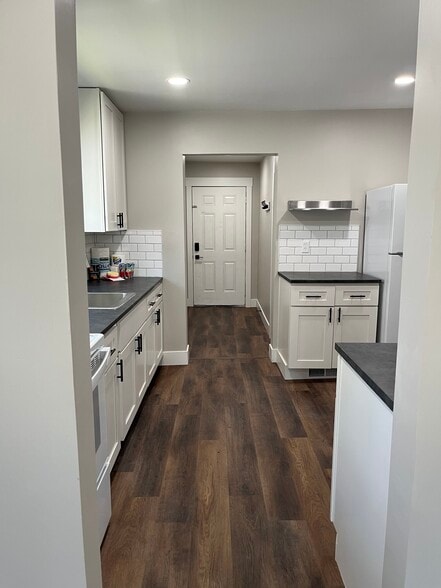 Building Photo - 1320 Fairlawn Ave