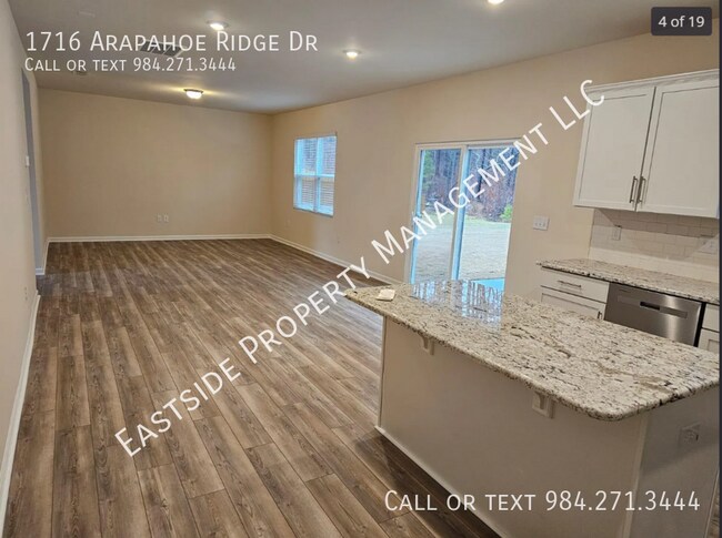 Building Photo - 1716 Arapahoe Ridge Dr