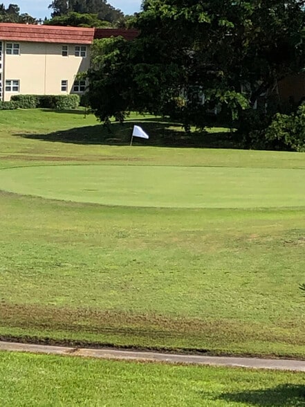 Building Photo - 105 Spring Lake Ct