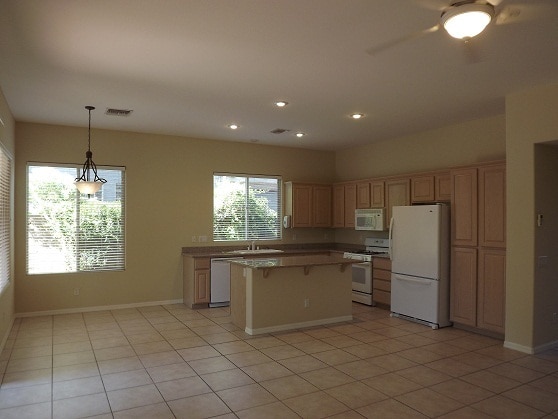 Building Photo - BEAUTIFUL SINGLE STORY HOME IN GUARD GATED ANTHEM COUNTRY CLUB!!!*