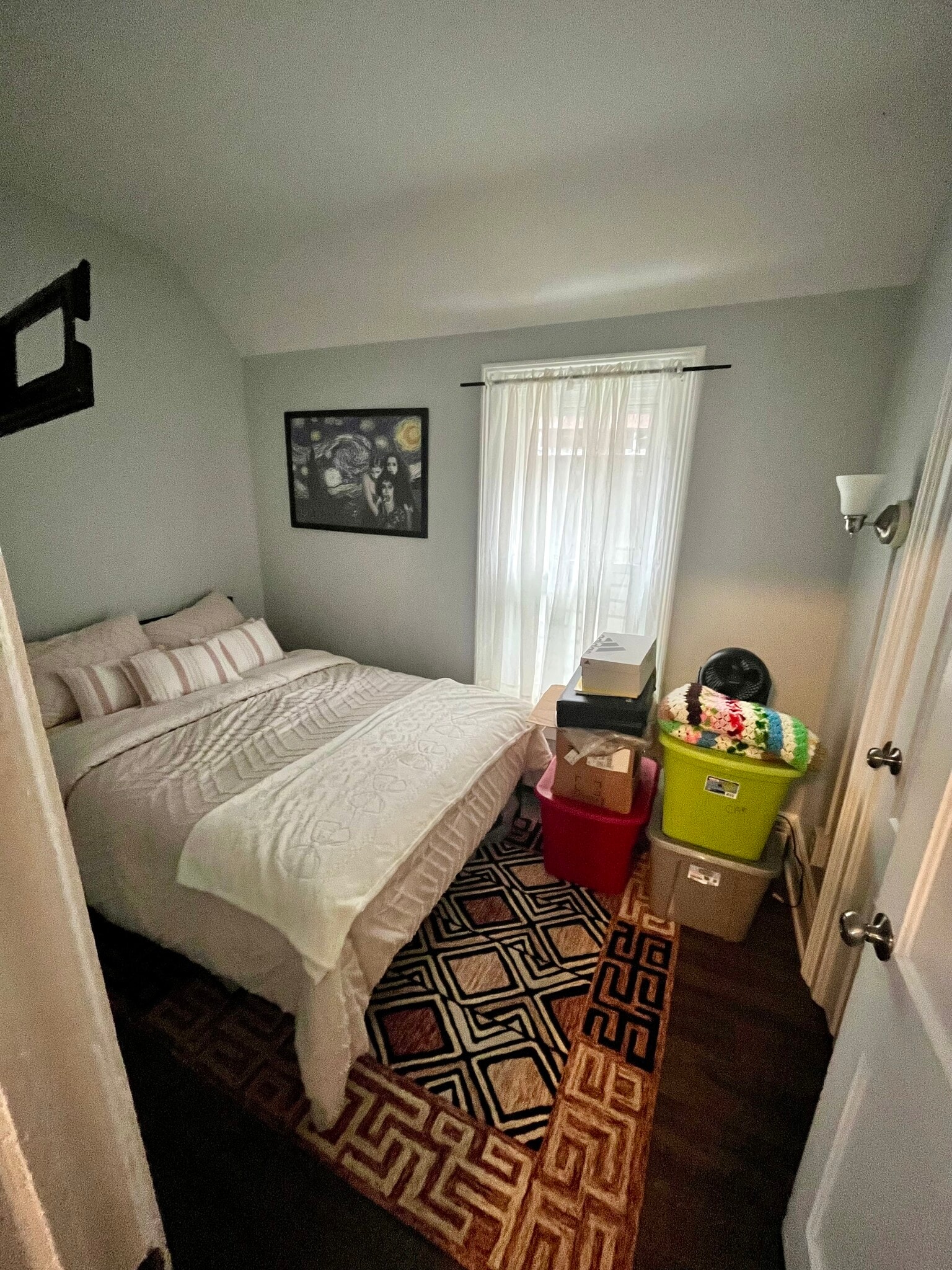 Building Photo - 42 Elmwood Ave