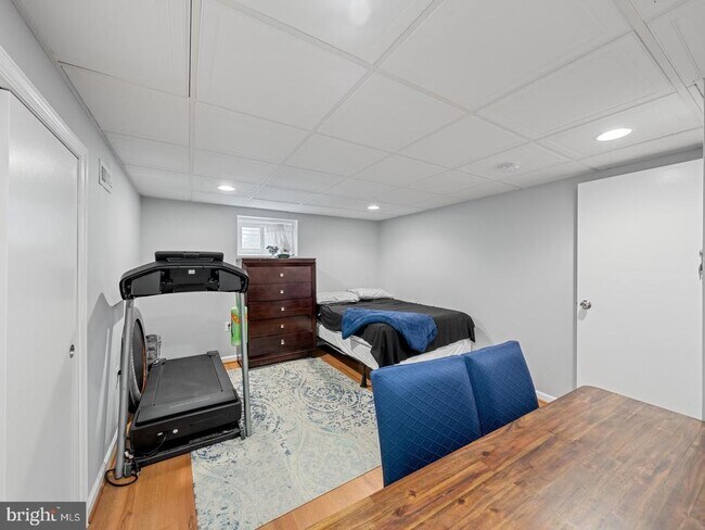 Building Photo - 8725 W Fort Foote Terrace