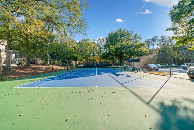 Building Photo - 2 Bed Condo Available In Cross Creek Commu...
