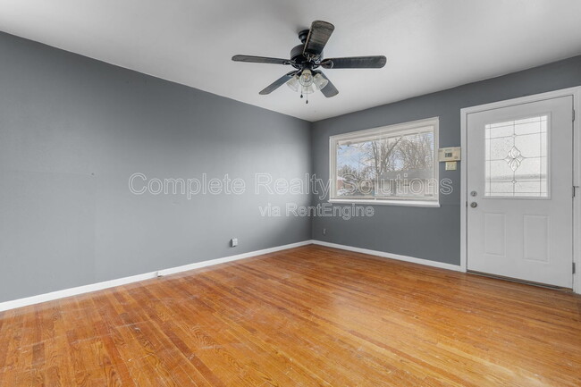 Building Photo - 135 Dundee Cir