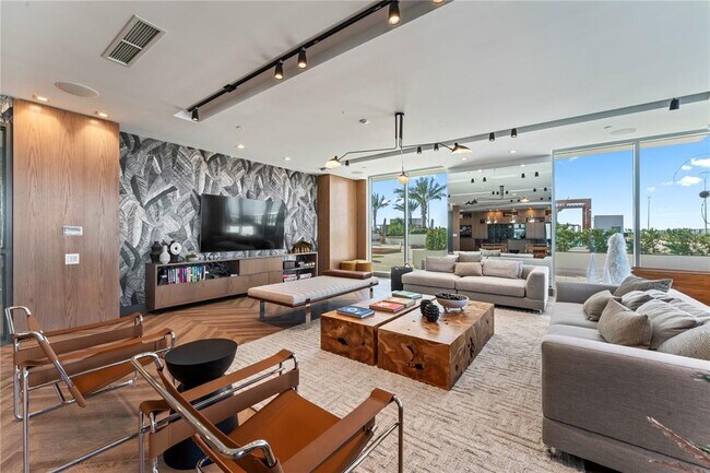 Building Photo - 5120 Marina Wy