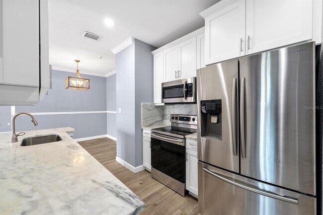 Building Photo - 5000 Culbreath Key Way