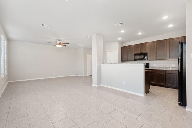 Building Photo - 25834 Northpark Pine Dr