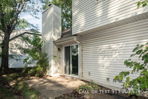 Building Photo - 7434 Santa Fe Dr