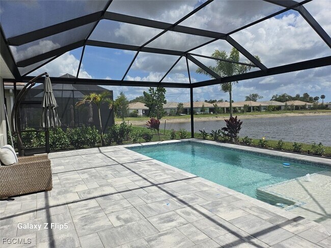 Building Photo - 514 Kamari Cv