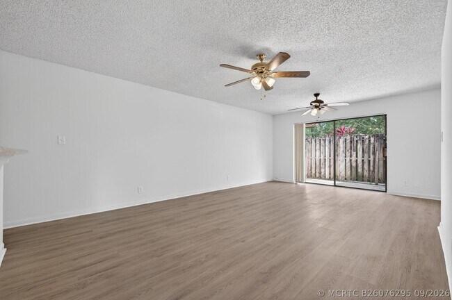 Building Photo - 9401 NW 49th Pl