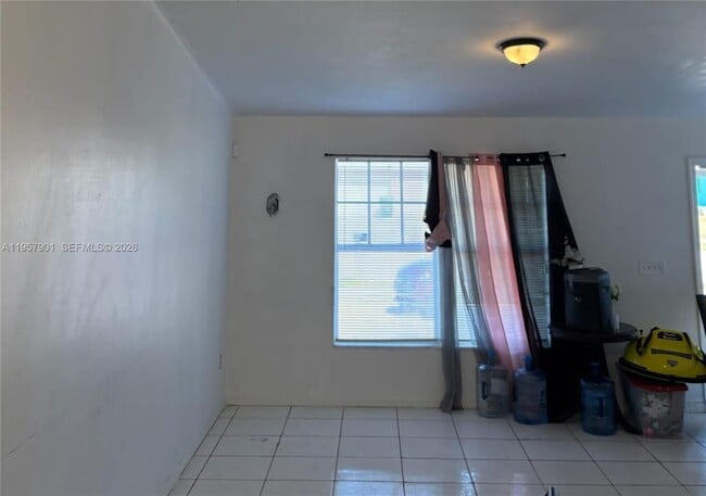 Building Photo - 3241 Willin St