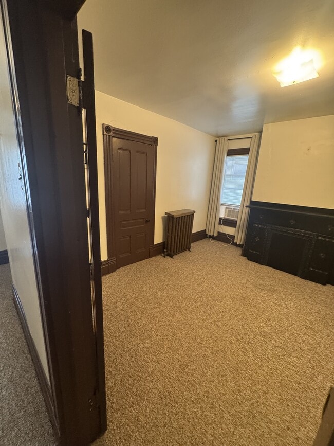 Building Photo - 310 3rd St