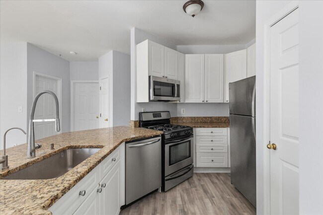 Building Photo - 4200 Mozart Brigade Ln