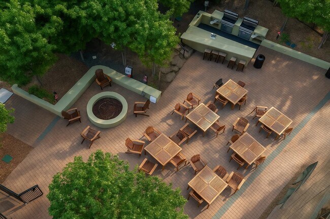 Building Photo - 77 Hudson St