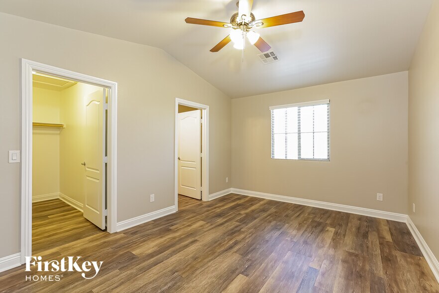 Building Photo - 6753 Crystal Run Ln