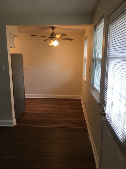 Breakfast Room - 12 Reliance Ct