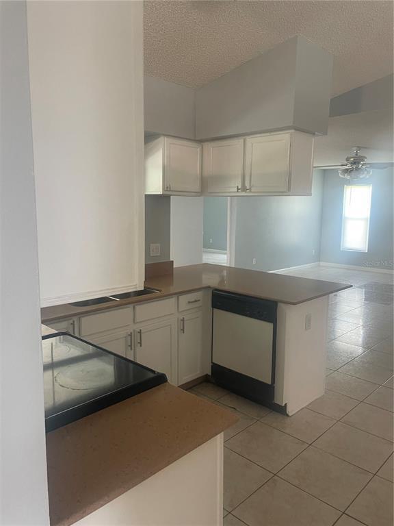 Building Photo - 116 Crescent Ct