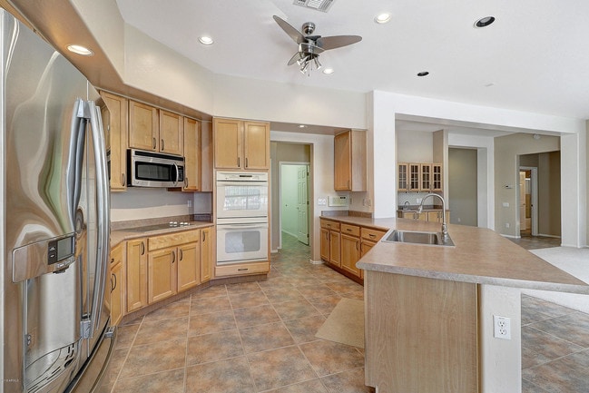 Building Photo - 23852 N 66th Ave