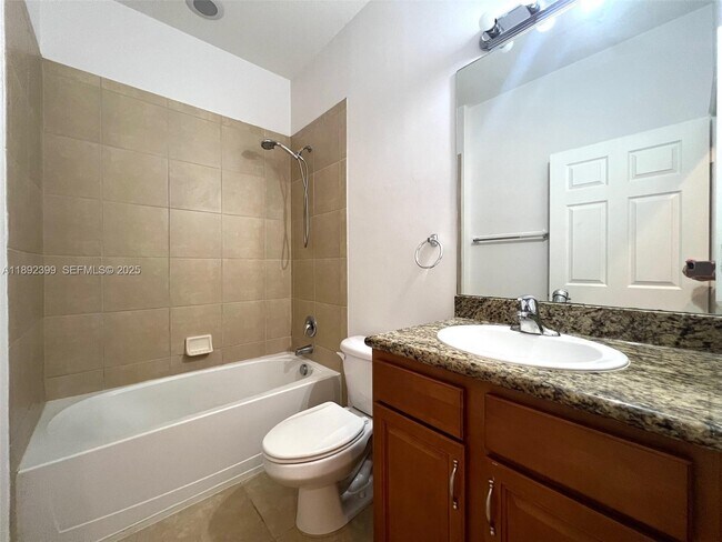 Building Photo - 1423 SW 147th Ave