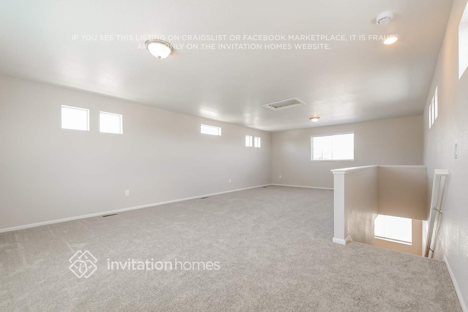 Building Photo - 3341 Streamwood Dr