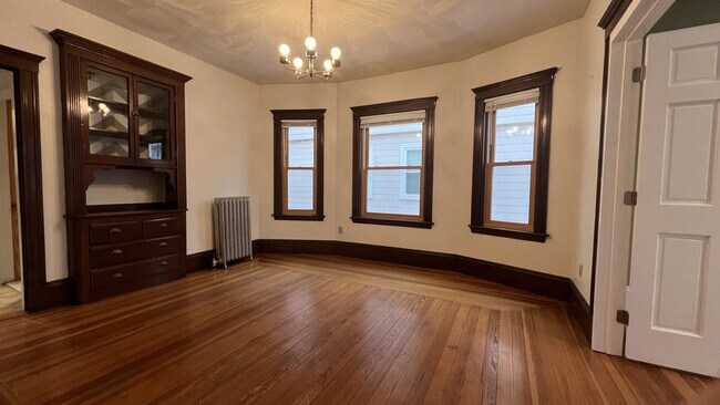 Building Photo - 75 Pearson Rd