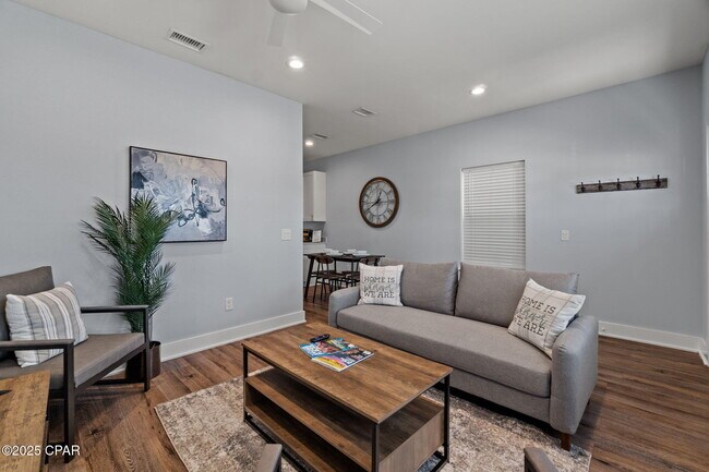 Building Photo - 2911 Sarah Jean Ct