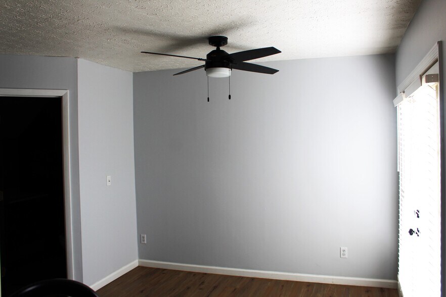 Building Photo - 1823 Worthington Run Dr