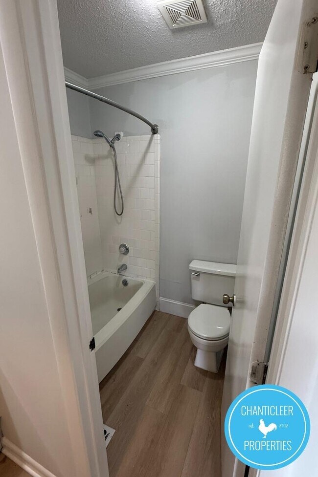 Building Photo - 7314 Sandy Creek Dr