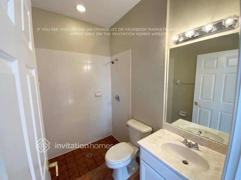 Building Photo - 4393 85th Ave Cir E