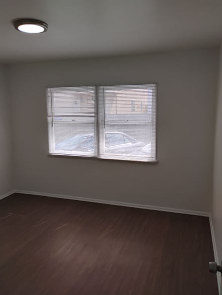 Building Photo - 6510 Brynhurst Ave