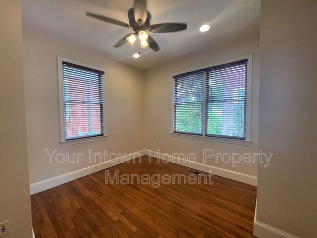 Building Photo - 639 Somerset Terrace NE