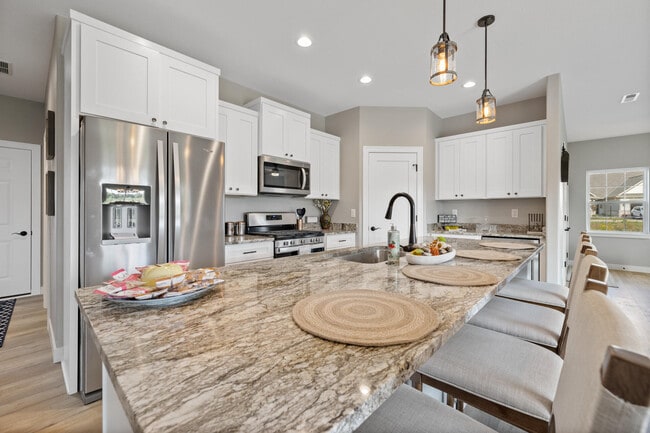 Building Photo - 1824 Horseshoe Ln