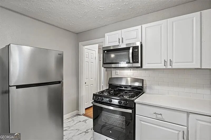 Building Photo - 5074 Park Ave