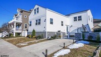 Building Photo - 219 N Clermont Ave