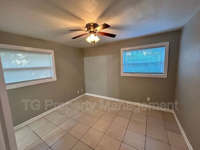 Building Photo - 6724 Cherbourg Ave S