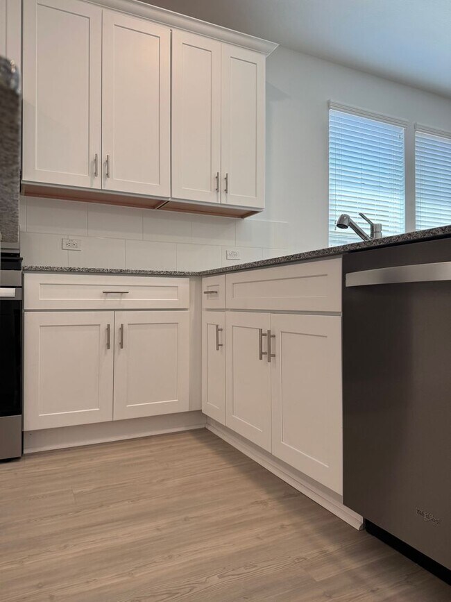 Building Photo - BRAND NEW - NEVER LIVED IN 4 bedroom - 2 1/2 bath in The Pines at Seven Coves