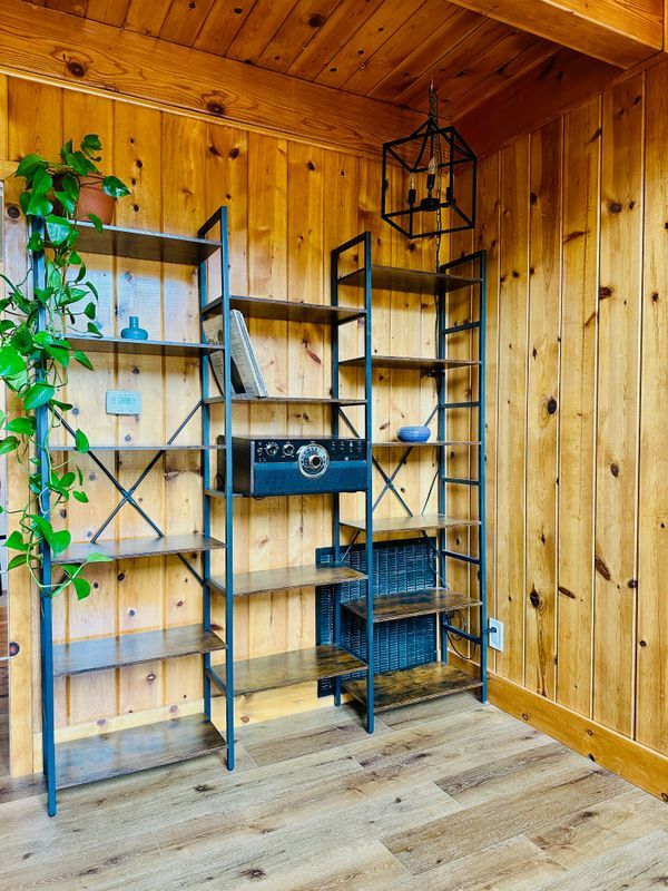 Building Photo - 22374 Glenwood Dr